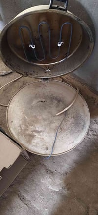 تنور كهربائي • نظيف