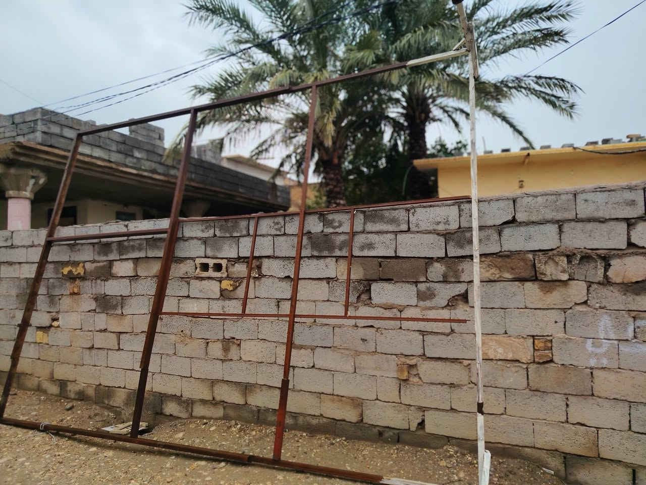 قمريه للبيع الطول 5 والعرض4 _***********
