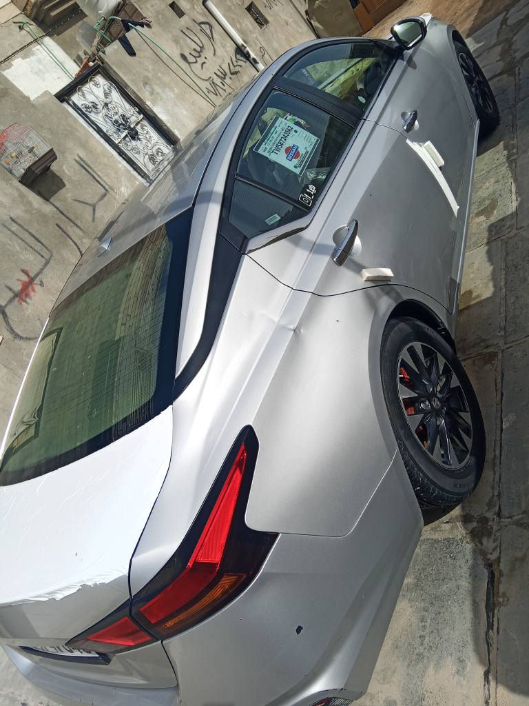 سياره نيسان التيما وارد امريكي رقم بصره انكليزي  سنويه جديده مداور ثاني يوم سياره جاهزه كلش حداده مكينه كير تخم تاير 
مواصفات السيارة 
تحكم ستيرن
بصمه تشغيل 
تشغيل عن بعد 
بصمه ابواب 
كشن كهرباء 
شاشه 
كامره دواره 
رادار 
مثبت سرعة 
بعد بيها مواصفات 
سعر 145بيها مجال 
مكان السياره بصره الزبير 
رقم الهاتف *********** الزبير, البصرة
