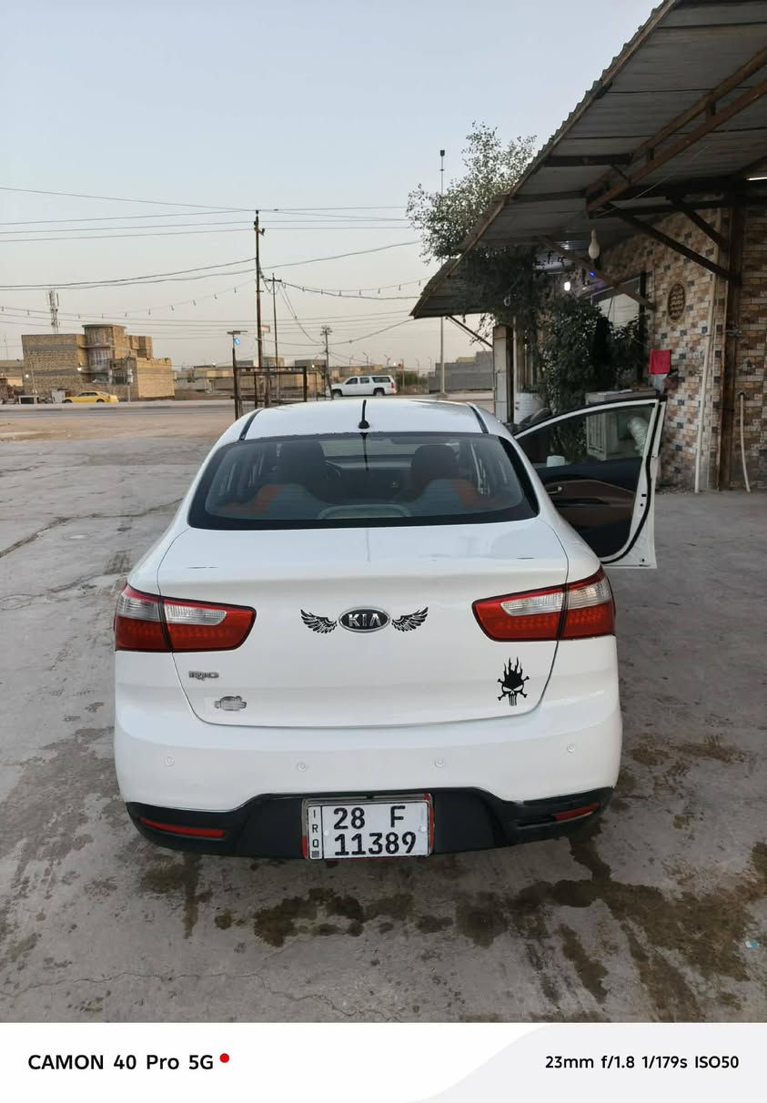 كيا ريو 2013 للبيع
مكفولة من كلشي مكينة و حدادية وكير
تخم تاير جديد 
بأسمي 
رقم نجف 
مامطلوبة 
غير متواجد ع الفيس الاتصال على الرقم 
***********
السعر ٩٠ وبي مجال
