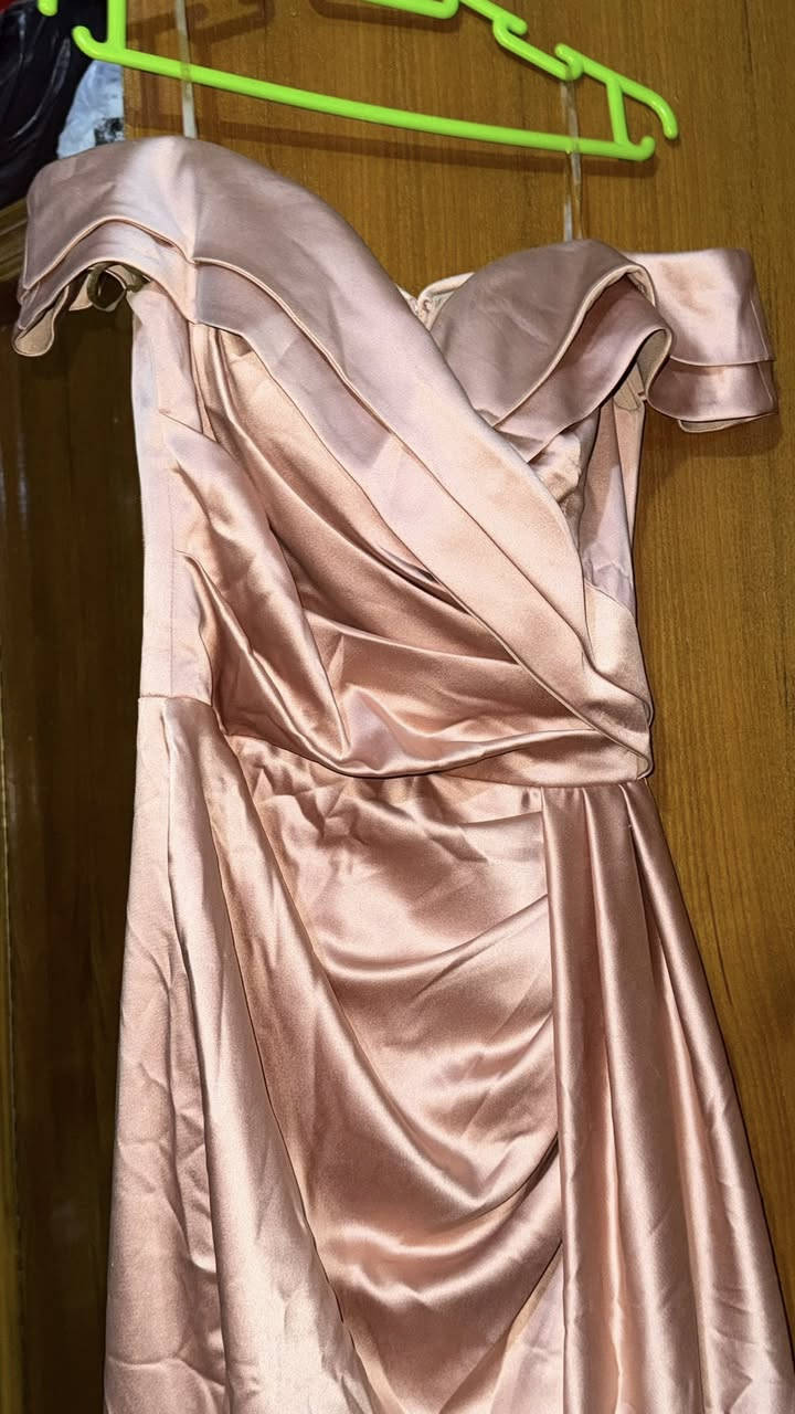 سلام عليكم عندي هذني الفستانين نضيفات كلش للبيع ملبوسات مره وحده فقط حتى ماركتهن بعدها بالفستان سعر البنفسجيه ٦٥ والبيجيه ب ٧٥


**إذا كنت صاحب هذا الإعلان وتريد حذفه لأي سبب، رجاءا أرسل رسالة إلى الدعم الفني**