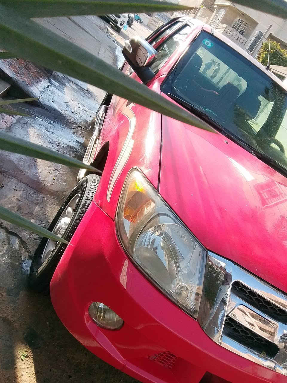 2012 رقم بغداد بسمي
السعر 57 ورقه 
السيارة مشدودلها منضومة غاز يعني غاز وبانزين 
كير محرك تبريد كلها بحاله جيده 
بيها بارد بالجاملغ الايسر فقط 
مكاني بغداد البياع (الشرطه) 

***********

***********
