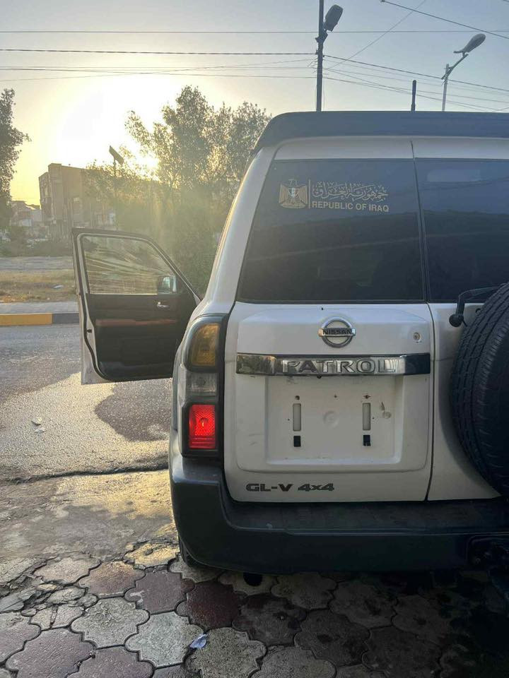 السلام عليكم مزاد وزارة الداخليه الديوانية 
كاملة اوراقها ومصادق عليها وجاهزة للترقيم 
اسويلك وكالة ام الباركود
موديل ٢٠٠٨ مكفولة من الصبغ والضربة كير مكينة حدادية كلها جاهزة وكهربائيات مكفولة كلشي شغال بيها 
السعر ٩٥ لاتقارنها بالمهجومة 
***********
مكانها بابل
