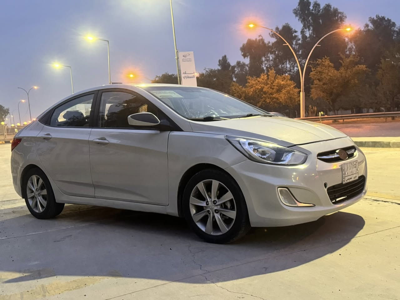 سلام عليكم اكسنت البيع أو مراوس 2016
ضررها جاملغ وبنيد
بيها منضومه زينون 
سياره نضيفه وحلوه بل وقع 
الاستفسار ***********
