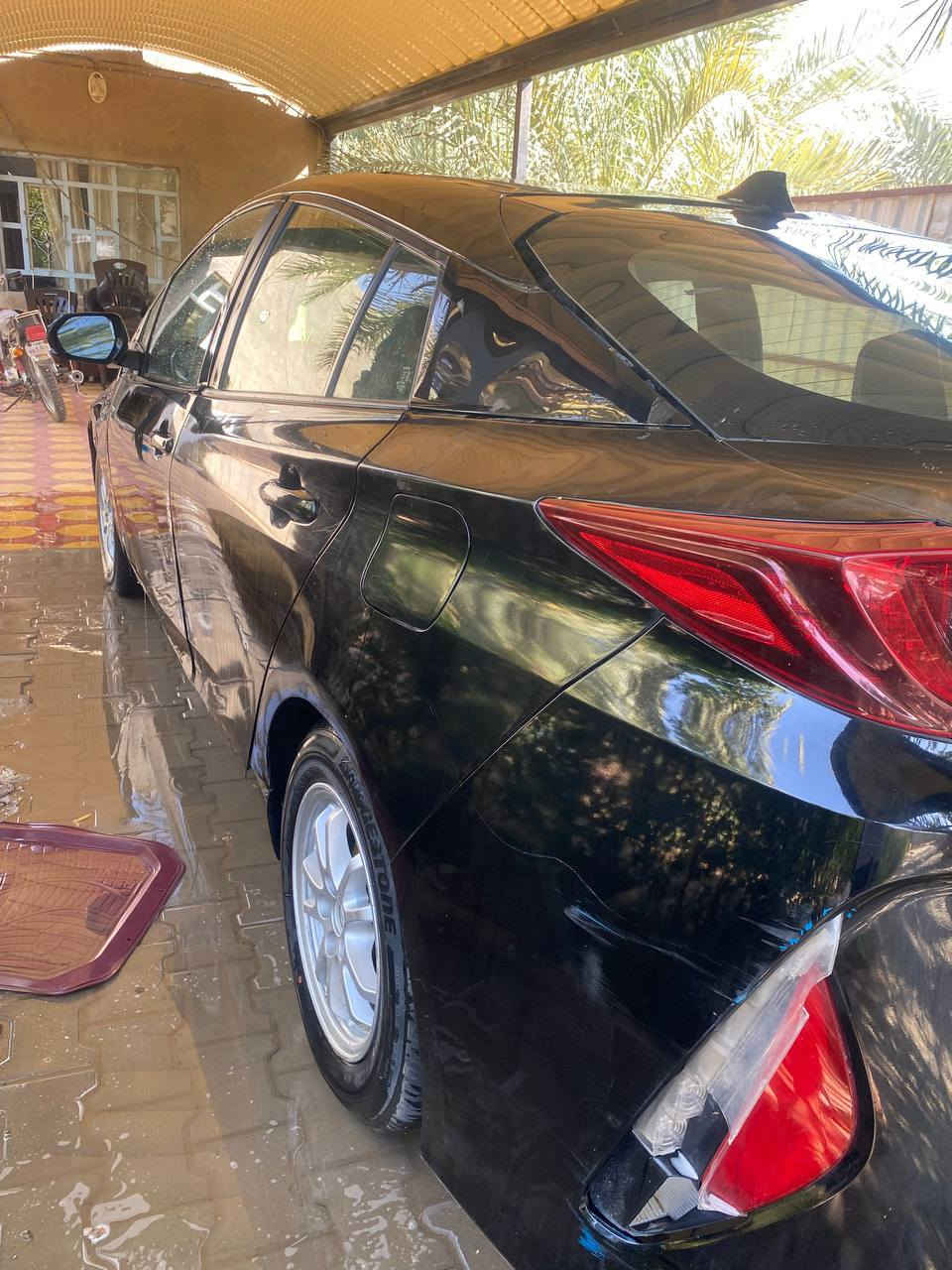 تيوتا بريوس بلك نان ثلاثه انضمه مديل ٢٢ 
حادثه خلفي بيها نواقص السعر ١٠٠ 
الاتصال ***********
