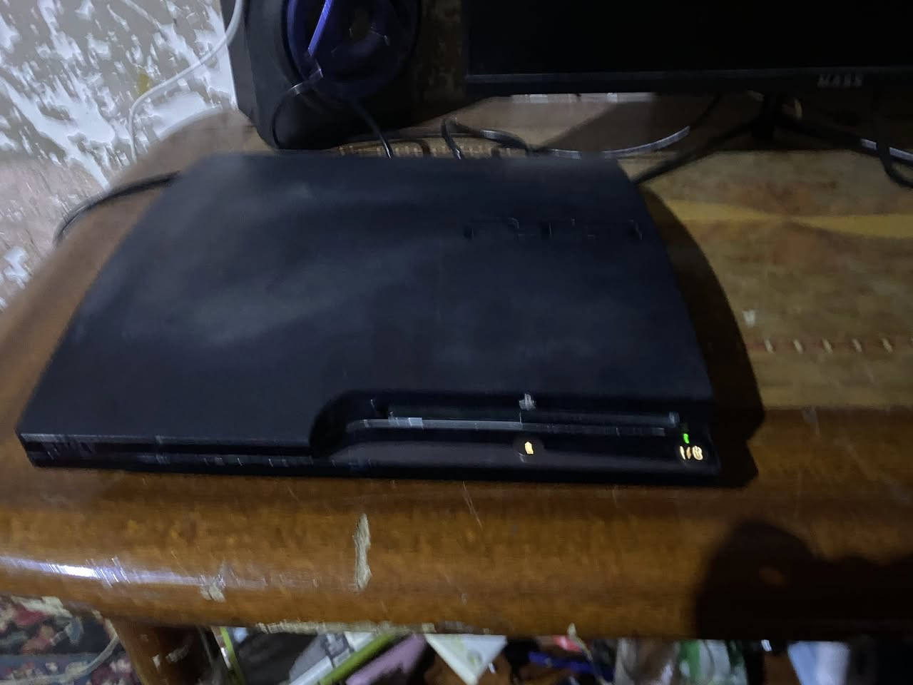 سلام عليكم 
بلي 3 سلم يشتغل بس ميعرض صوره 
يعني عطلان و ما اعرف شنو عطله 
ويا جويستك وحده 
سعره 50 الف


**إذا كنت صاحب هذا الإعلان وتريد حذفه لأي سبب، رجاءا أرسل رسالة إلى الدعم الفني**