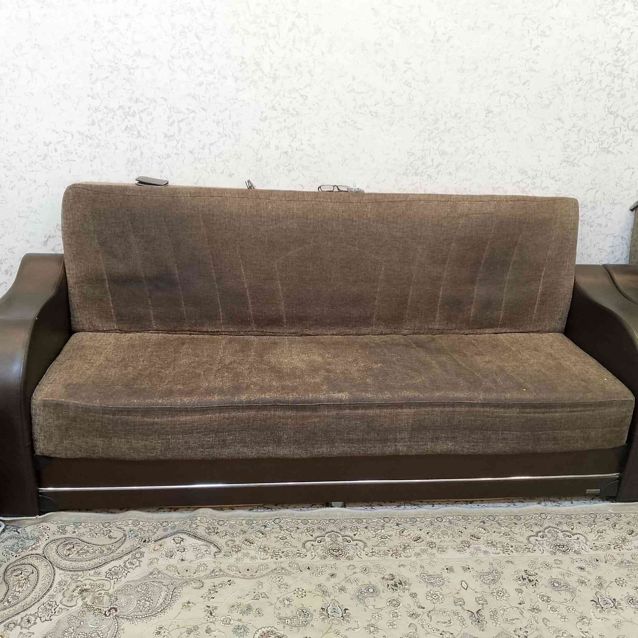 سلام عليكم بيع تخم قنفات تركي ابو سرير عشره مقاعد عنوان حي العسكري سعره 250 وبي مجال
توصل مع هذا رقم ***********

