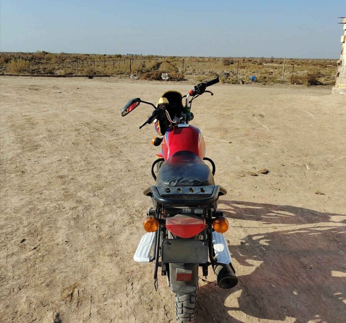 سلام عليكم
للبيع بوكسر موديل 2021
اصولي اوراق كامله(تترقم) 
مكان ذي قار قضاء الاصلاح 
الهاتف ***********
