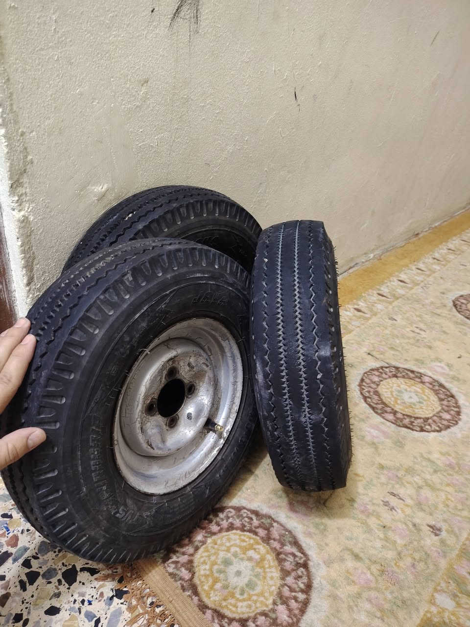 تخم تاير جديد بعده ولا بنجر ولا فتيله السعر 75 الف مكاني بغداد حي النصر شراي اتصل ***********
