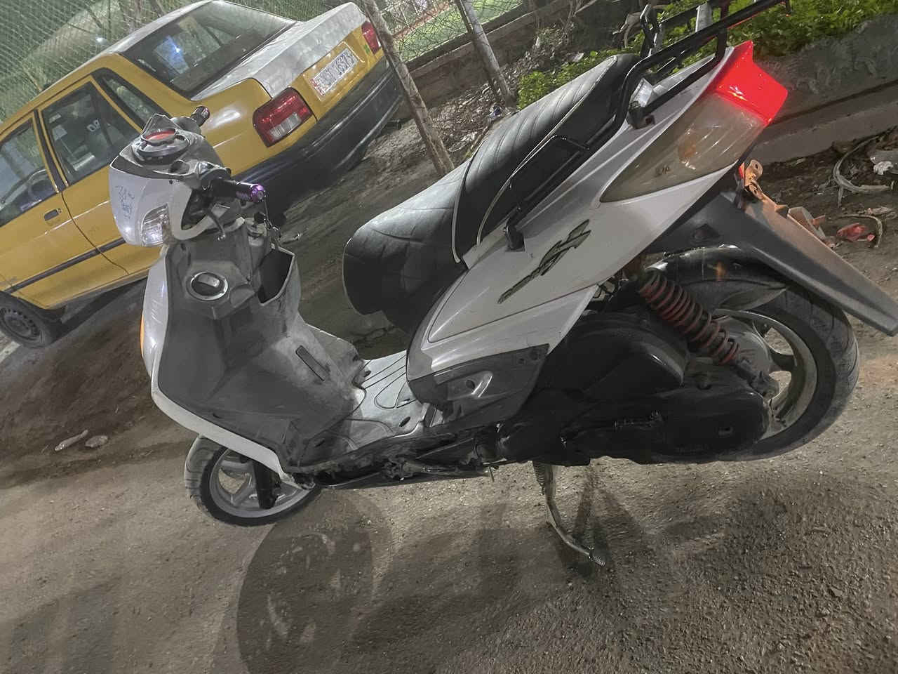 سلام عليكم سكنس فحل ياباني قبق نفخ ستاند حساس 😝💯
دراجه جاهزه وين ميعبجك شغل وطلع الله شاهد دراجه لوك 
مكينه شلعه معدل مكفوله مفتوحه مره 🌿شلعه معدل 🧿
بريكات كامله تايرات جدد كفر بلاد نقص ترايش وجاملغ الامامي موجود بس نكسر دشبول شغاله بك لايت 💡
دراجه رايده 600وبيها مجال مكاني بغداد شعب حي اور 
***********
