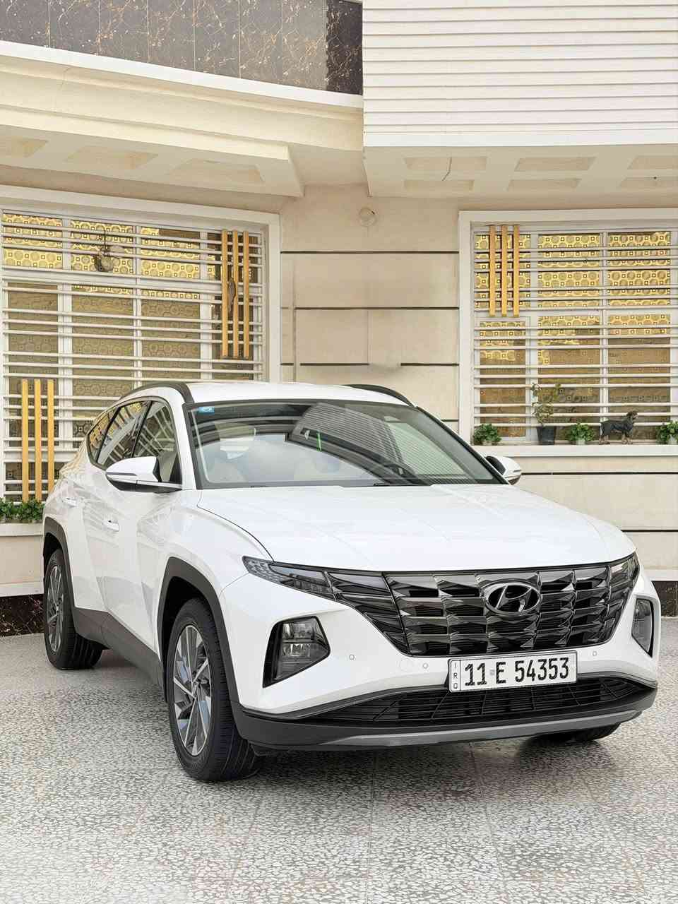 سلام عليكم
توسان خليجيه البيع موديل 2024 مكفوله كفاله عامه ماشيه 40الف 
الواصفات بصمه سايد بريك كهرباء داخل ابيضّ كراسي كهرباء تحكم ستيرن جهتين جام اوتو  سبر ما نازل السعر 215 بيها مجال حك الجيه مكان السيارة بغداد الرقم ***********
