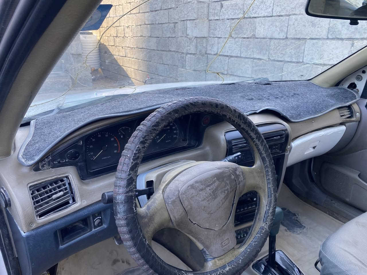 للبيع مديل 1993 كير جديد محرك جديد سنويه ورقم جديده سياره جهزه سعر 35 بيه مجال بسيط  سياره بسمي 
العنوان تكريت 
رقم الهاتف ***********
