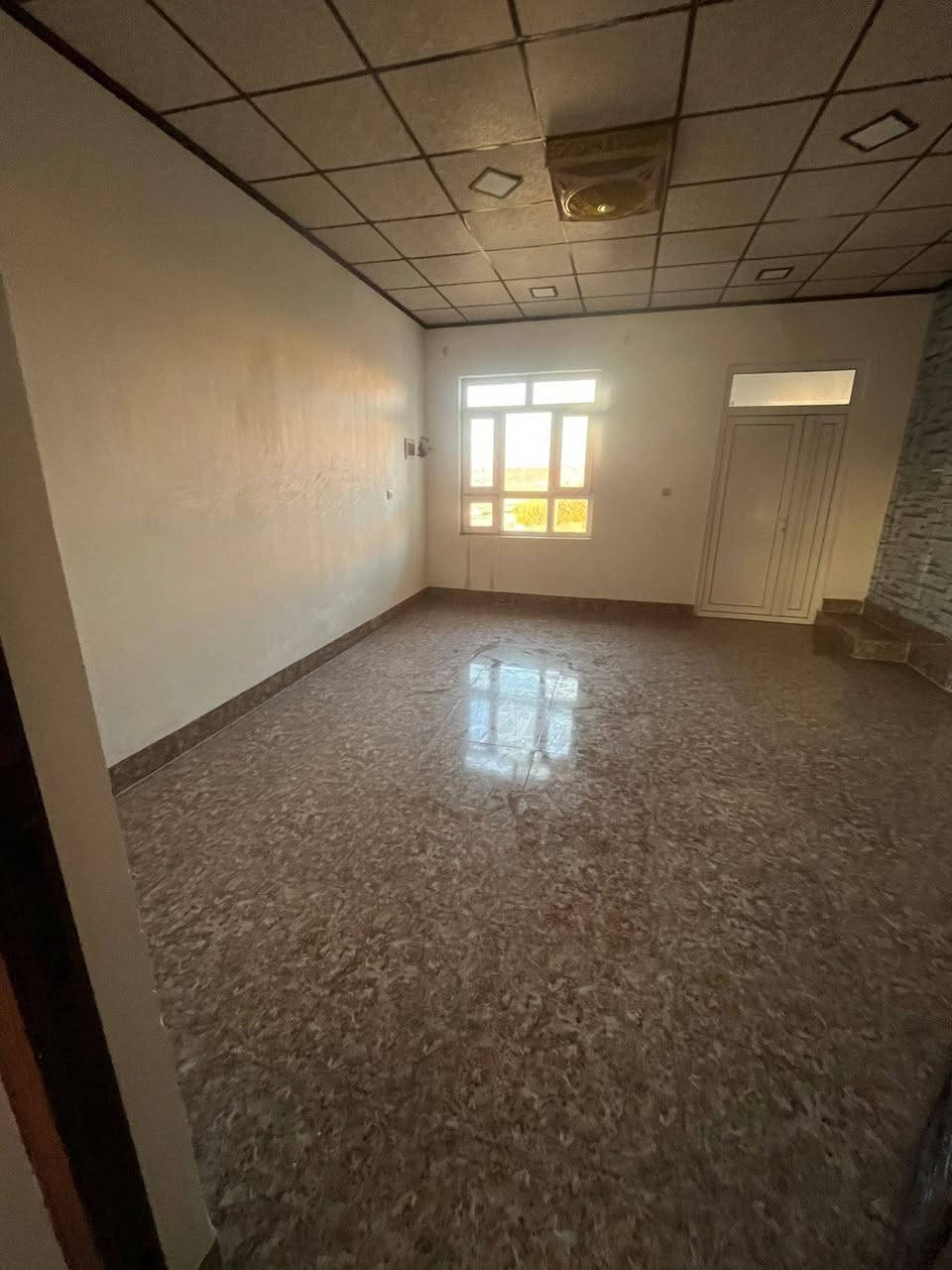 #اعلان مشتمل للبيع  نقد او ع مبادره

المساحه ١٢٥ متر طابقين
الموقع اوباره قرب معرض الجزيره
نوع العقار طابو صرف
يحتوي طابق اول ع غرفه وهول واستقبال ومطبخ وصحيات
يحتوي طابق ثاني ع غرفتين وهول وصحيات
السعر ٦٠ وبي مجال لشراي

للاستفسار خاص او اتصل ***********
