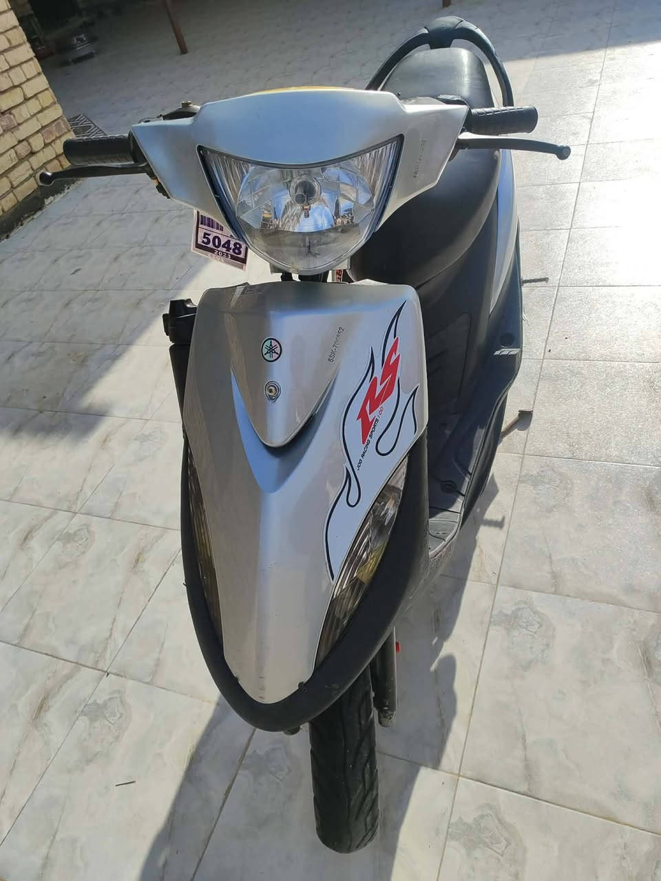 ماكس عدلة للبيع الدراجة  مفتوحة  بس مكينة خرسة   كهربائيات كلها شغالة نكرة سلف  بيها منضومة زنون.   السعر خاص مكاني سوق الشيوخ ناحية الفضلية 
***********او الاتصال عل رقم.
