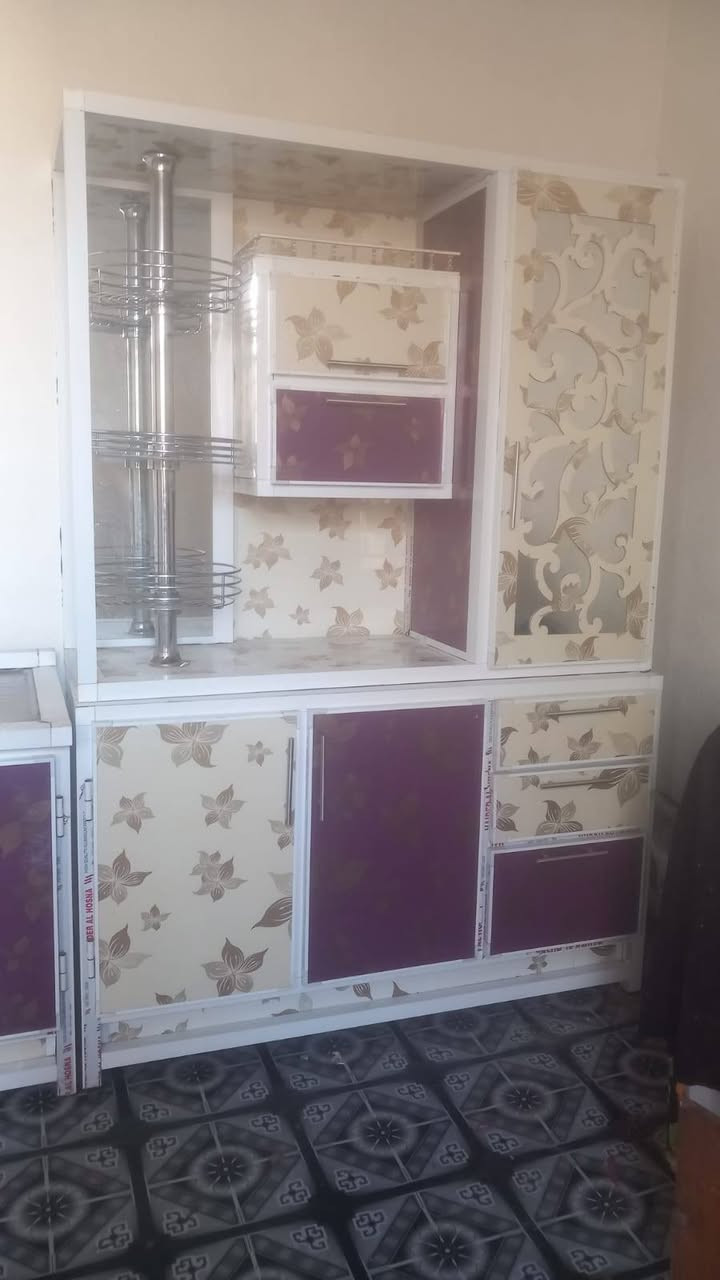 سلام وعليكم كاونتر للبيع نضيف مابي اي كسر السعر ‏‪300وبي مجال العنوان الصويره الاستفسار اتصل‏‪***********‬‏
