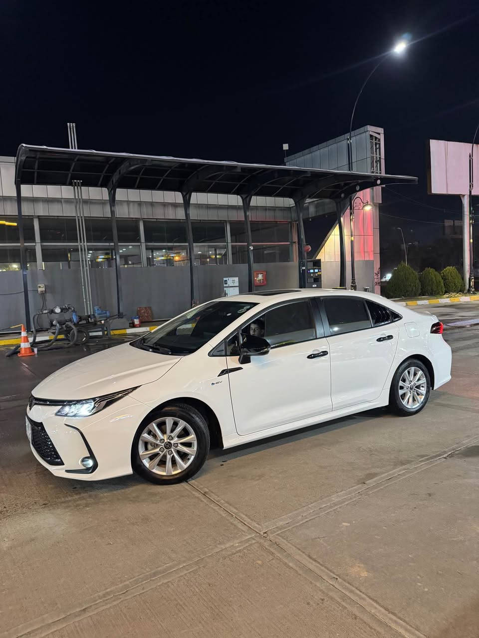 بیکاشۆ ٢٠٢٥ 
فوول مواسەفات
تەنها ٩ هەزار رۆشتووە 
هیچی نیە
سەیارەکە کامل کەمالیات کراوە
فۆرمیکە و لیدی هەموو دەرگا و دەشبوولەکەی 
باڵی دواوە و باڵ باتمانی دەرگاکان 
نرخ ١٦٦
*********** أربيل, العراق
