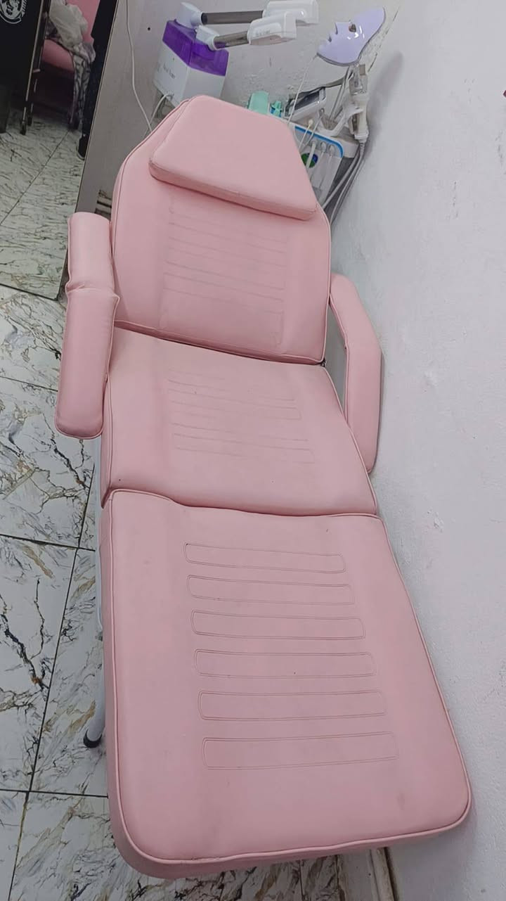 غراض صالون كامل ب٩٠٠ الف مواد نظيفة استعمال قليل نظافة ٨٠ ٪


**إذا كنت صاحب هذا الإعلان وتريد حذفه لأي سبب، رجاءا أرسل رسالة إلى الدعم الفني**