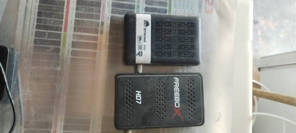 للبيع أجهزة مستعملة شغالة
مع ٦٠ عدسة جديدة منوعة مع ٥٠ ريموت جديد نوعيتين
جهاز اي ستار G2مع عدسة وريموت ب٦ الاف فقط
جهاز اي ستار G4مع عدسة وريموت ب٦ الاف فقط
جهاز Acom HD 4545مع مع عدسة وريموت ب٦ الاف فقط
جهاز Acom سترونج R12مع عدسة وريموت ب٦ الاف
جهاز سونيك x10000مع عدسة وريموت ب٦ الاف
جهاز سكاي سترونج مع جهاز فري بوكس مع جهاز سلفر سات مع ميديا ستار ٧٠٠ يونيفا مع ميديا ستار ٧٢٠ رويال مع جهاز سكاي ماكس كما موضح بالصور بدون ملحقات  الجهاز الواحد ب٣ الاف فقط
ريموت كونترول جديد نوعية سونيك عدد ٥٠ سعر القطعة ٣٥٠ دينار وريموت STERCOMعدد ١٥سعر القطعة ٣٥٠ دينار فقط
عدسات ستلايت جديدة عدد ٦٠ سعر القطعة ب٩٠٠ دينار فقط
المكان كركوك
والتوصيل مجاني اذا كل المجموعة

للاستفسار 
***********
***********
