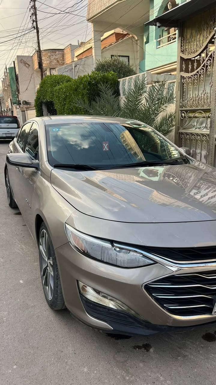 سلام عليكم ماليبو2022 LT للبيع
حادثه ضربة خلفي و مصلحة 
 وسياره نظيف ربع متذب عليه 
مواصفات LT معروفه
ماشيه 44الف
 
سعر140$.  للتواصل رقم ‭ 0777 752 1683‬
