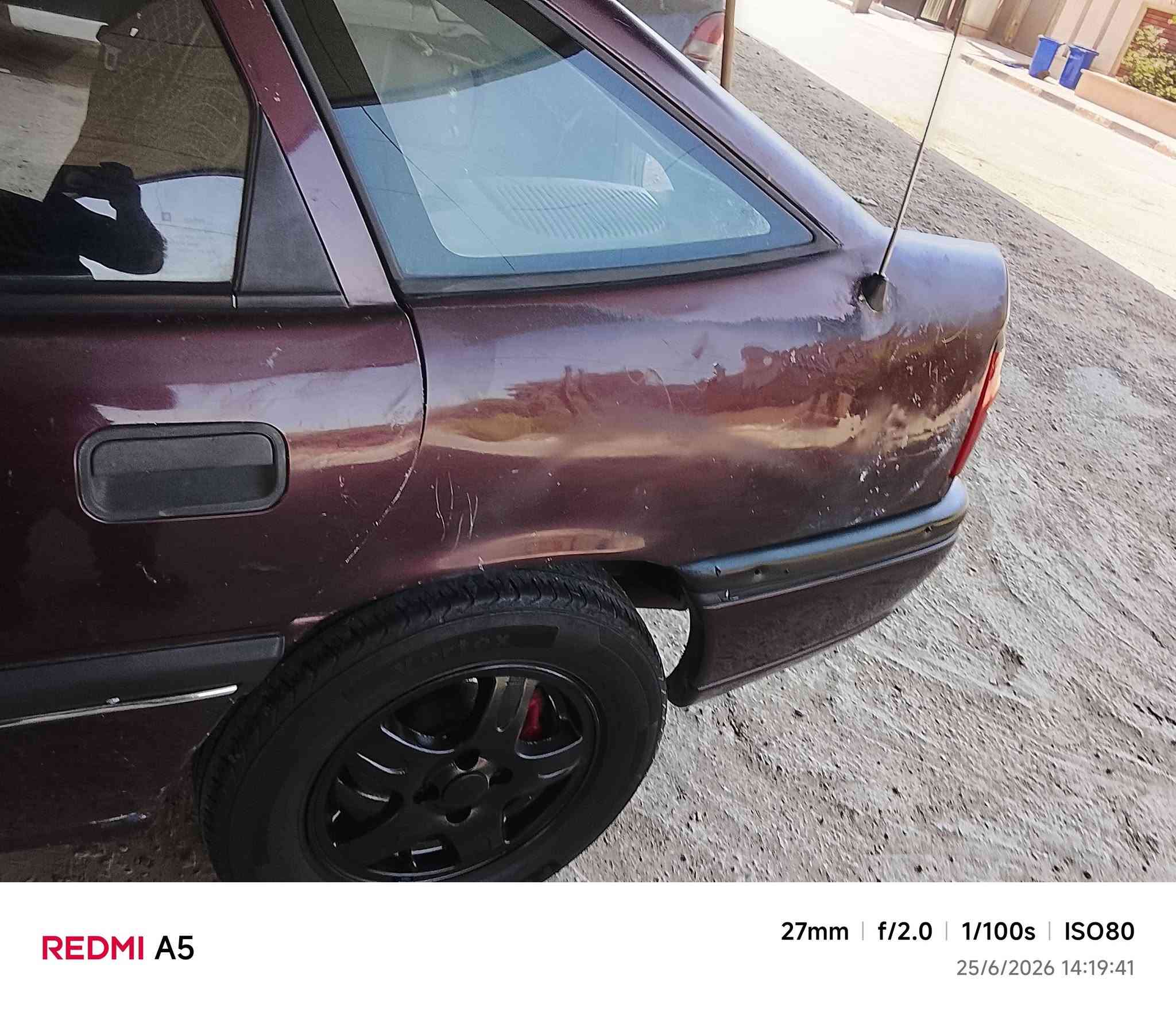 السلام عليكم عندي اوبل فكترا 94 اصل تبريد دبل اريباكات محرك حجم 20 كير عادي  تخم تاير جديد باتري جديد صدر نضيف جامه اماميه جديده كهربائيات بسمي مشروع وطني رقم إنكليزي دولي مسطرة ثاني يوم تحويل سياره ناعمه بلسياقه  عن الحلال الحرام بيهه بوبرن  الامامي بجهه الصدر واذن محرك لان الحقيقه ماعندي مجال ابدلهه السعر 28 وبيهه مجال قليل للغاليين مكانهه بغداد  المنصور  ***********
