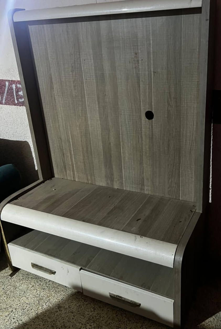 غرفة تركية نظيفة قفلها ٤٠٠ العنوان بغداد الكريعات الكويتي
الشراي يتصل ***********
