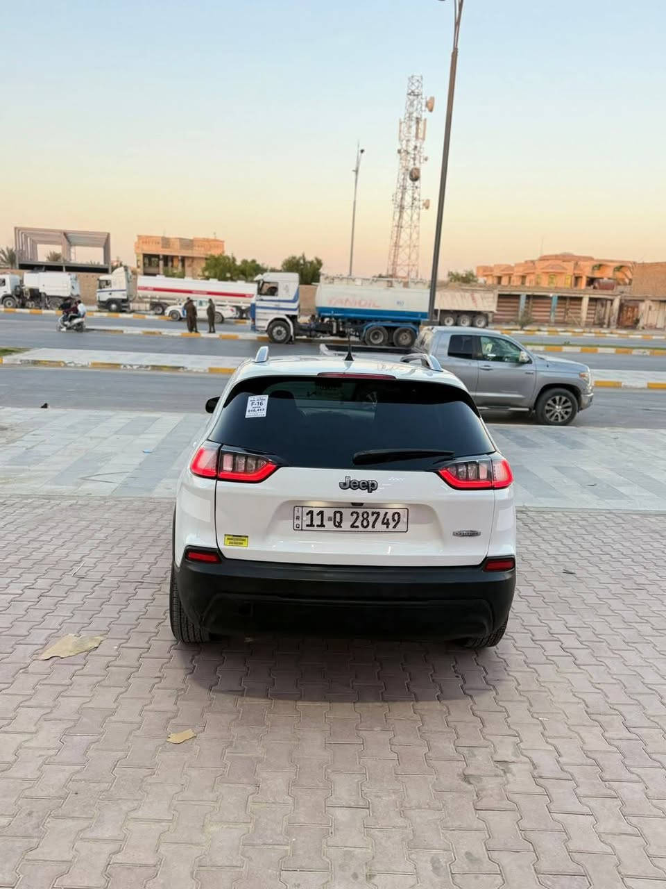 البيع جيب بزون 2020 رقم بغداد تحويل سيارا ماماشيه 60الف كيلو متر شرط بحالت زيرو  وارد مريكي بيه جاملق وبنيد ورش تجميل بلهلال جاملق الخلفي   فقط وسياره جاهزا  كير ومكينه وتخم تاير وتبريد علئ وضع شريكه وسعر 130وبيه مجال مكان سياره ميسان ***********
