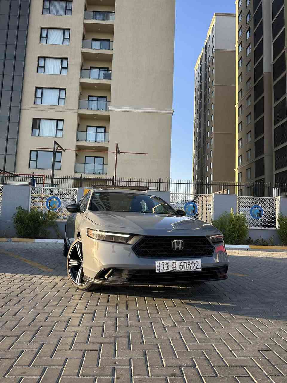 هوندا اكورد 2024  هايبرد سبورت Sport 🔥

سياره مرقمه بغداد بآسمي

السيارة ماشيه   mile30

مكينة 2000 هايبرد تنفس طبيعي

💎 ســعــر 177 $وبيه مجال 

حادث سياره صبغ بنيد وصبغ جاملغ خلفي فقط

كير اوتوماتيك 

شاشة كبيرة

فتحه كاميرا خلفية 3 انظمة

• كرسي كهرباء  لون اسود  

• رادار امامي

• مانع تصادم

• محدد مسار 

• تصحيح مسار

• شفتات بالستيرن

• مثبت سرعة

• مانع انزلاق

• دخول ذكي 

• إنارة ترحيبية

• هندبريك كهرباء

لايت عدسات زينون

نظام اوتو لايت Auto

لايت العالي زنون 

حساسات مطر 

حساسات دخول الإنفاق

حساسات ضغط هواء الإطارات

أوامر صوتية

3 أنظمة قيادة (eco, ev, sport)

بلوتوث

مدخل عدد2 تايبسي 

مكاني بغداد العامريه
رقم التواصل 

***********
