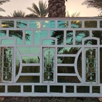 عندي شباك البيع الحجم ٣×٢ التواصل على الرقم / 07508644993/ 07902675892