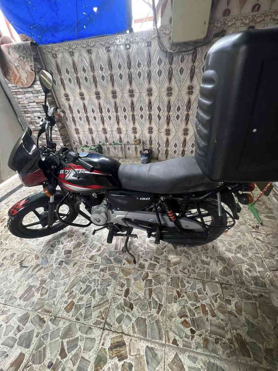 سلام عليكم بوكسر للبيع موديل 23السعر مليون 100العنوان شعب رقمي ***********
