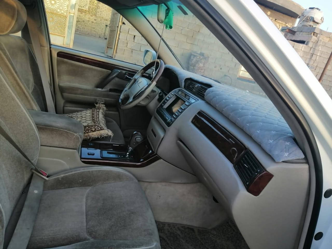 ملكه للبيع مكفوله من الكصه والنقل جثه والعيب الشرعي الرقم بصره حداديه توني مسويه جاهزه تبريد العنوان الناصريه قضاء الشطره السعر ١٤٠ وبيه مجال ***********
