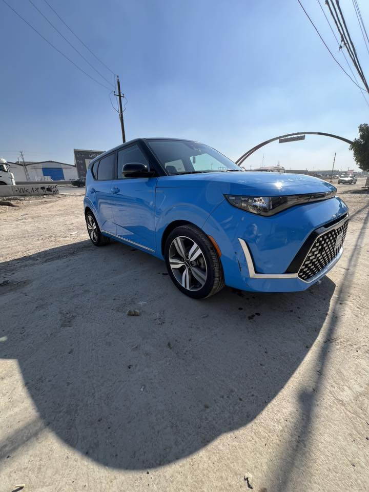 السلام عليكم كيا صوال البيع موديل 2024دخول جديد وارد مريكي فول موصفات واحد 1على واحد كروز سرعة قياده ذاتيت رادرات خلفي ومامي شاحن ويز بدون دواخل بدون يرباك حادثه بصيط كلش بس جاملغ صور الحادثه مرفق بل منشور مكينه 2000دوش الون مميز جيتي الاين فول الفول مكان السيارة بغداد كوريش قرب علوت الرشيد 
***********
