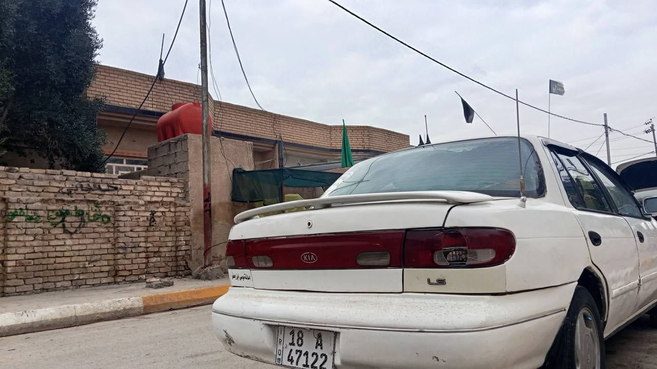 السلام عليكم سياره كيا سيفيا للبيع رقم نكليزي بابل تحويل ثانيوم سياره خير من الله مكينه وكير خيرمن الله تخم تاير جديد صدر امامي وخلفي جديد موديل 1995 واسط قضاء الزبيديه ***********
