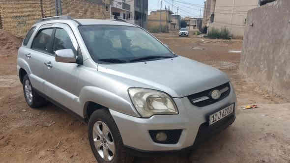 السلام عليكم سبورتج موديل تسعه بسمي رقم بغداد جاهزه من كل النواحي كفاله عامه من الصبغ والضربه والتبديل تخم تاير جديد صدر جديد ١٢٠ بيه مجال قليل مكان واسط مركز المدينه ***********كوت
