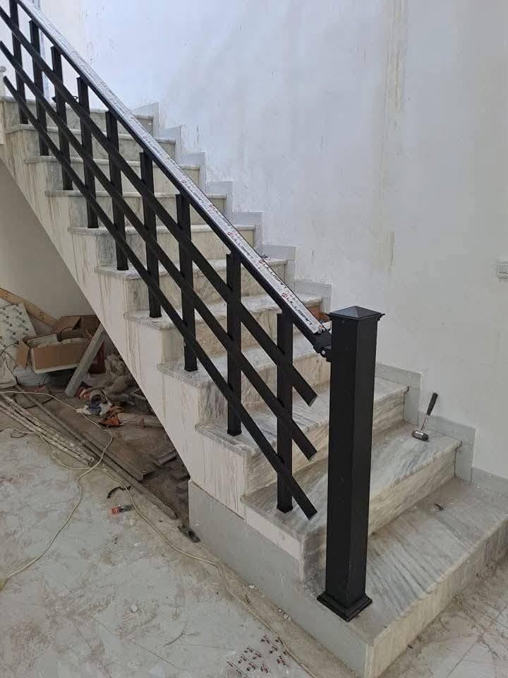ابو شمس  للألمنيوم و البي في سي التركي
في الكوت 

جاهزين نخدمكم بأرقى التصاميم:
🚪 أبواب
🪟 شبابيك
🍽️ مطابخ
🧱 كاونترات تركية
🛡️ محجرات بأفضل جودة وأسعار تنافسية

الأسعار:
🔹 سعر متر الجام: 65,000
🔹 سعر متر المربع: 65,000
🔹 سعر المتر المحجر الدائري: 45,000
🔹 سعر العرنوصة: 35,000

محجرات تركية أصلية ✨ وبسعر الكل يحبه!
للحجز والاستفسار:
📞 *********** (اتصال أو واتساب)
نسعد بخدمتكم
