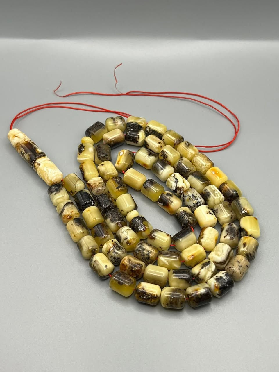 بسم الله…مسباح كهرب كلينغرادي حر شوائبي جبس (أوريو) . الوزن 52 غرام . حجم الخرز 11/9 ملم . عدد الخرز 69 . الشاهد قطعة وحدة . خراطة الكويت . المهتم يدخا خاص. يوجد توصيل لكل محافظات العراق …


**إذا كنت صاحب هذا الإعلان وتريد حذفه لأي سبب، رجاءا أرسل رسالة إلى الدعم الفني**