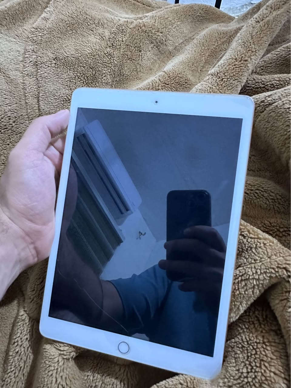 ايباد 8 ذاكره 128 لون روز نضامه 17 فول سلاسه ببجي
ما داخل تصليح نهائيا مكفول غراضه كامله نقص كيبل فقط سعره 225 وبي مجال او مراوس بلي 4 سلم مهكر عمارة, ميسان


**إذا كنت صاحب هذا الإعلان وتريد حذفه لأي سبب، رجاءا أرسل رسالة إلى الدعم الفني**