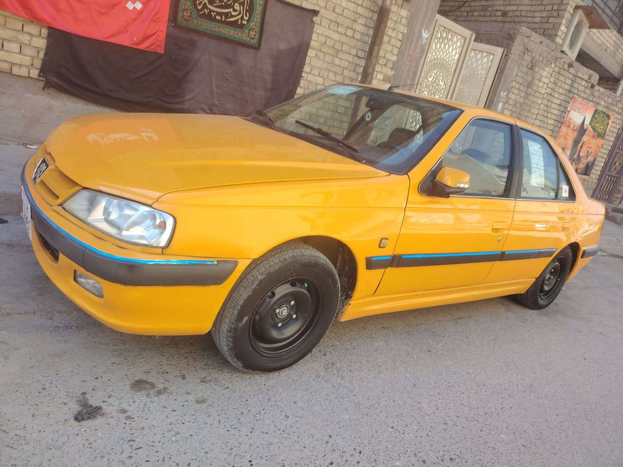 يالله سلام عليكم  بيجو بارص ٢٠١٨
باب سياقه مبدل وبهي بارد بل بنيد والجنط فقط
سيار بيه حماو منعرف رديتر جوز حماو كهربيات كجي غطل منعرف الله شهد والا عند فلوس نصلح عل هلا حط نبيع
العنوان بغداد بلديات ضياء الحلفي رقم الهاتف ***********
