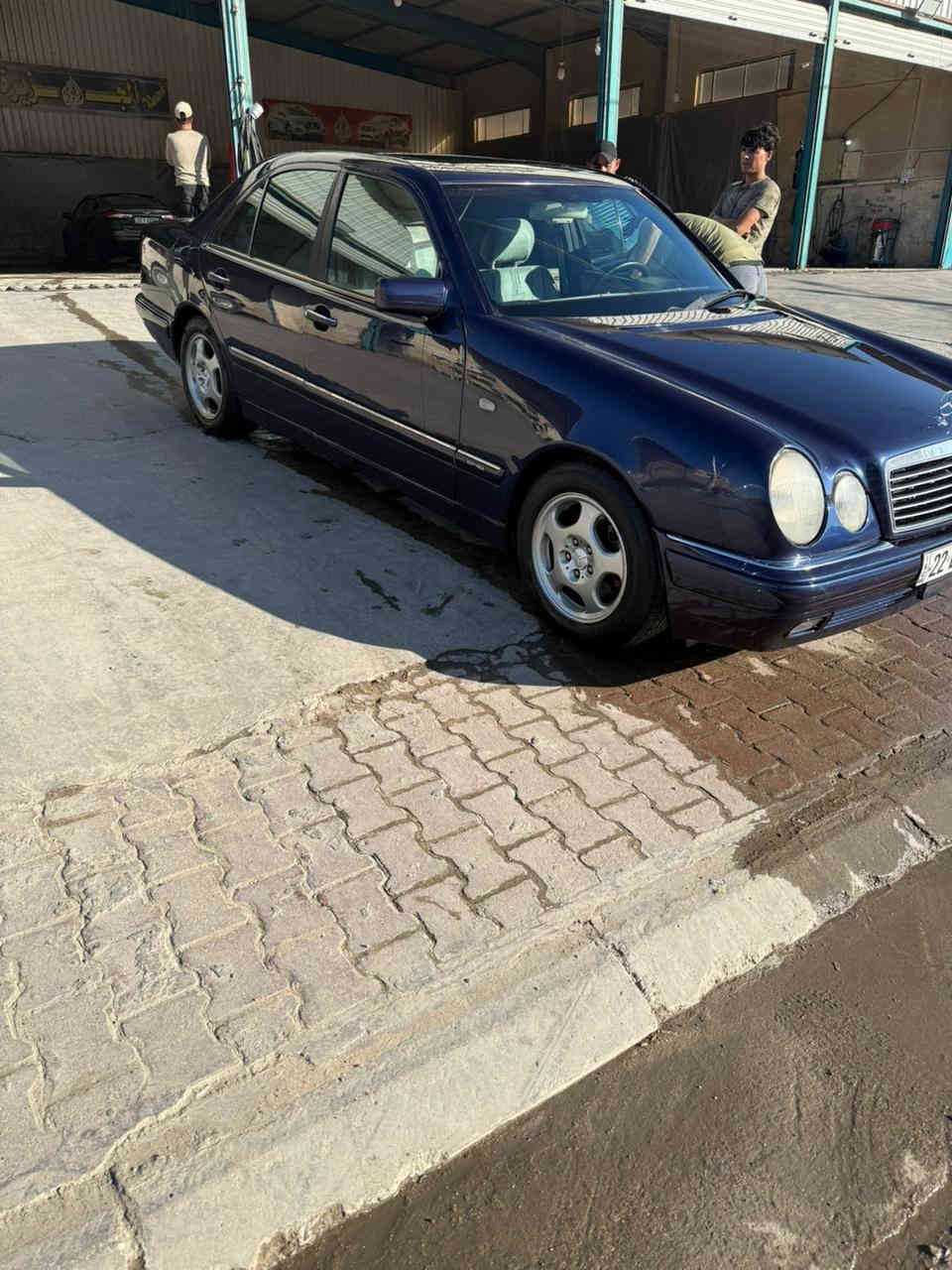 سلام عليكم مارسد ام عيون ١٩٩٨ مكينه خراطيم كير D4 صدر مكينه  كير كله جديد مابيه نقص اي شي رقم اربيل تحويل ثاني يوم السعر قفل 90وبيه مجال ***********
