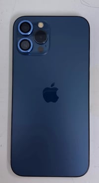 ايفون 12 برو ماكس ذاكرة 256 بطاريه 77 نضيف فول وما مفتوح ابد ولا مصلح ...