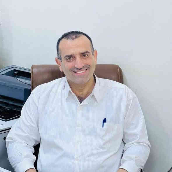 🚨🚨يتواجد الان🚨🚨 كل من 
#د_مجيد_يوسف 
اخصائي انف واذن وحنجره
#د_محمدالخضر عبدالواحد 
اخصائي القلبيه والصدريه والجهاز التنفسي 
للحجز والاستفسار الاتصال على 
***********
