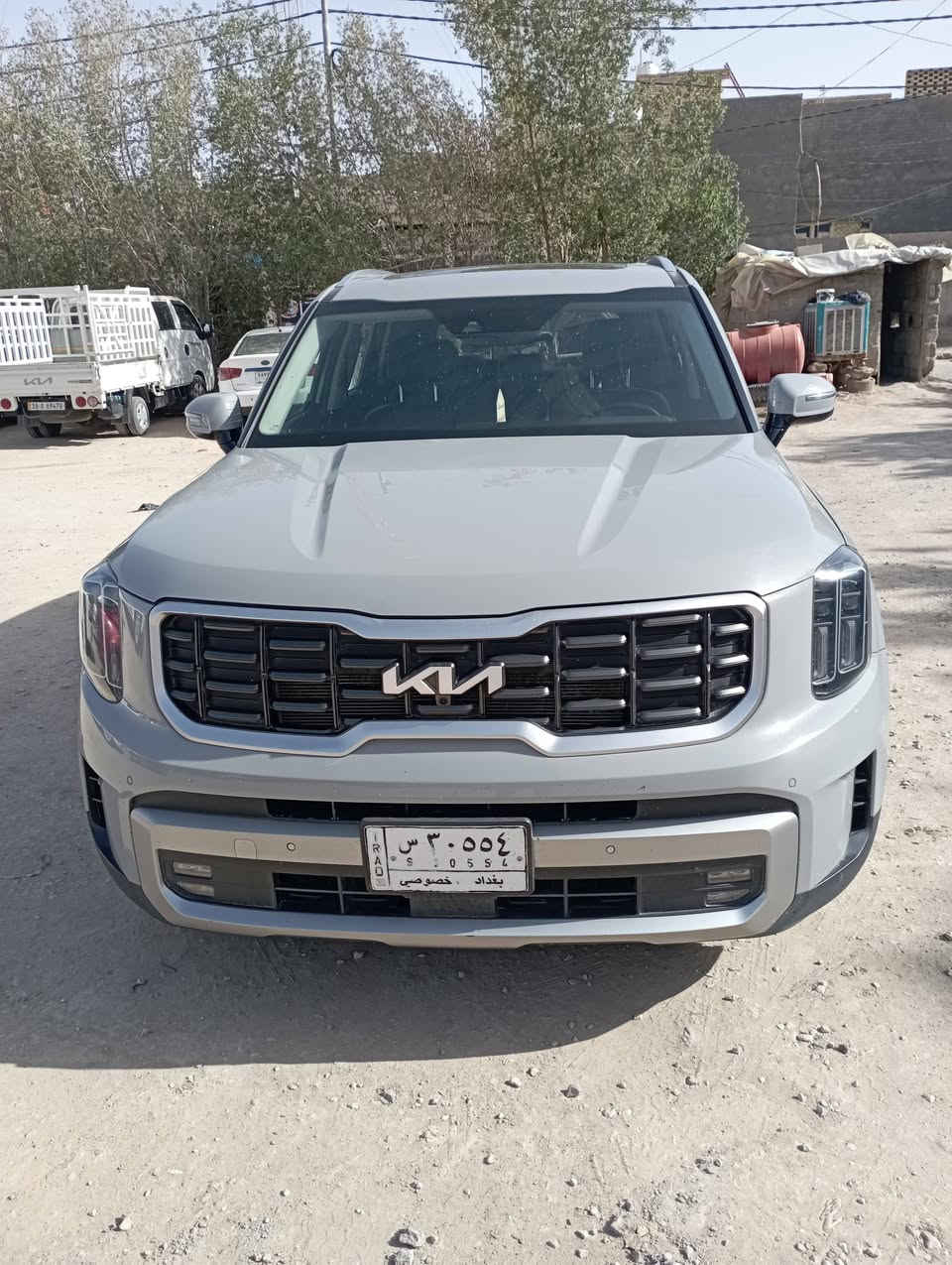 كيا تيلورايد 2023  EX
فول مواصفات 
حادث خفيف جداً موضح بالصور 
سياره كلين 
رقم بغداد 
***********
