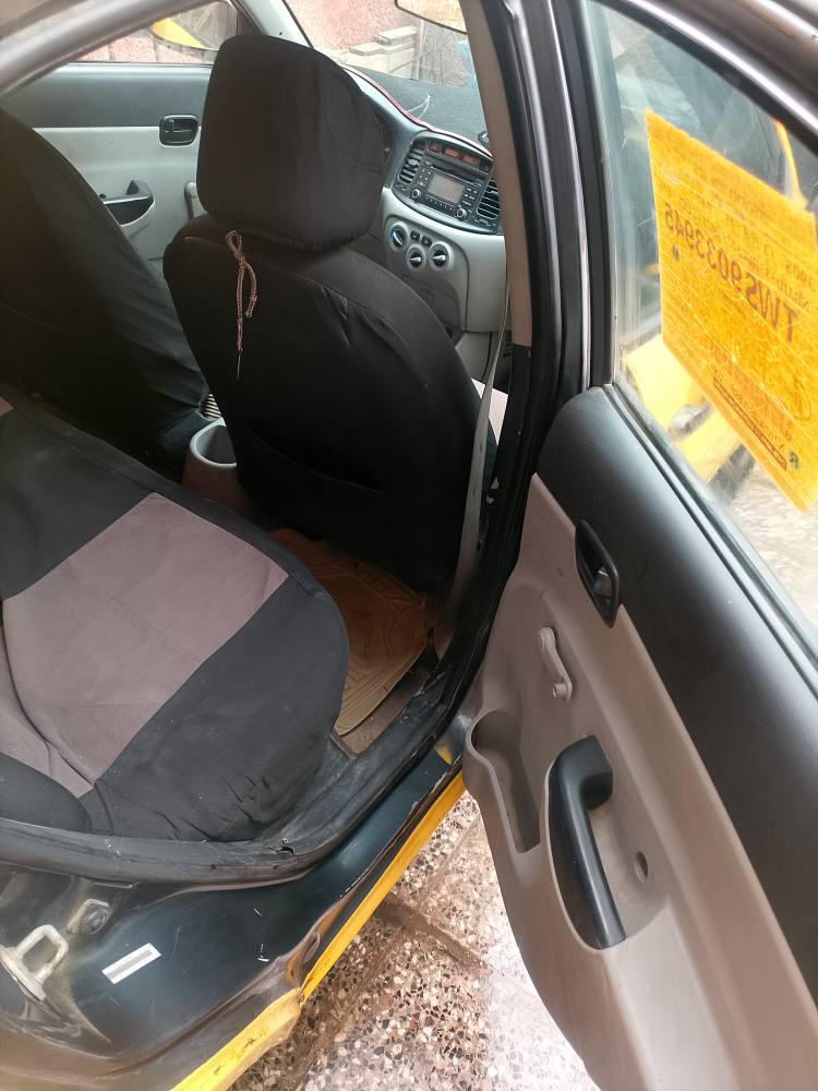 السلام عليكم
اكسنت 10 تكسي وارد امريكي اير باك ضرر الجهة اليمنى
سنوية وارقام انكليزي واسط باسمي تخم تاير تبريد 
سيارة جاهزة مال خبزة رايدهه ب65 وبيهه مجال
حگ الجية الصور مرفقة بالمنشور
هاتف***********
