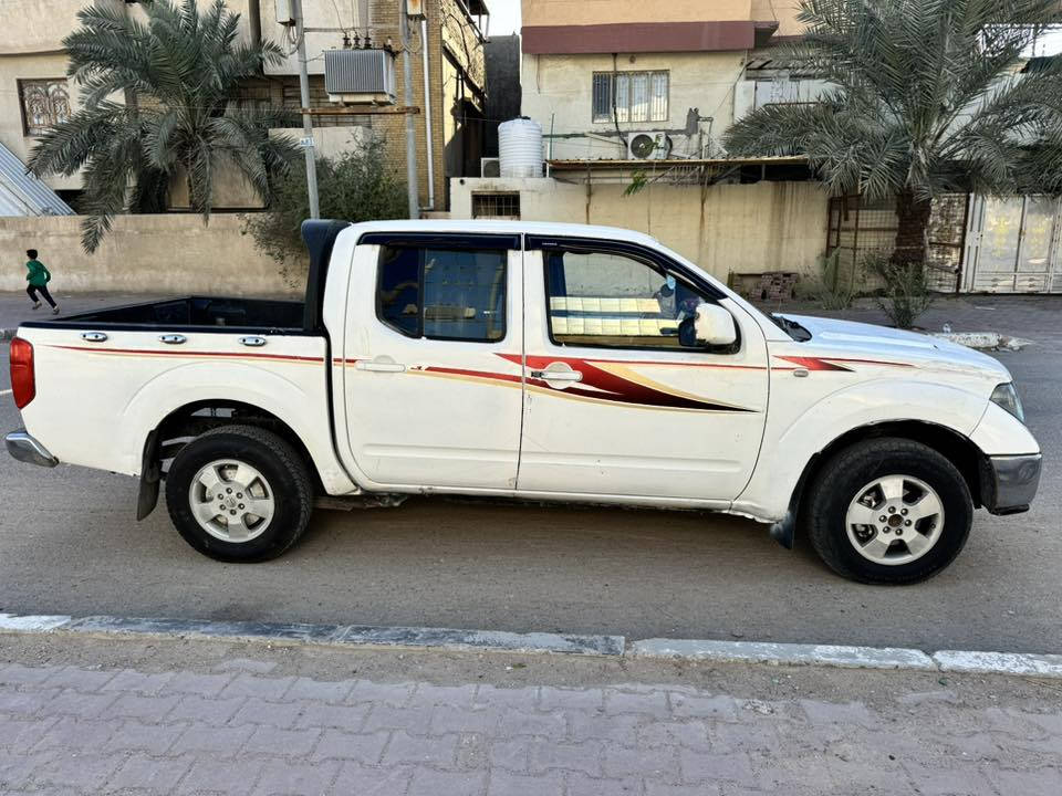 السلام عليكم للبيع او مراوس حسب القناعه بيكب نفارا 2009 رقم بصره صدامي راعيه متوفي وبيه قسام شرعي من اهل المتوفي انطيك رقمهم وانته وياهم مكينه وكير بلكارتون بلاديات حداده تخم تاير تبريد كلهن جاهزات البدي مامكفول ابد ابيعه كوم حديد سعره 60 ورقه مكاني بصره الجبيله والسياره جرفته حلوه مال كراب وخير من الله الشراي بخدمته


**إذا كنت صاحب هذا الإعلان وتريد حذفه لأي سبب، رجاءا أرسل رسالة إلى الدعم الفني**