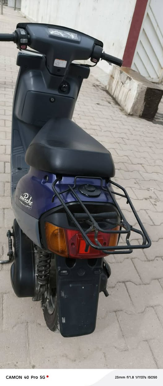 للبيع ياماها شخاطه جديد لوك صالنصا بيلاد محرك كابريتر بيلاد كفر بيلادى لوك صوت اكسل مابى
كاربايات كلا شغال شراط
سعر ٥٧٥بى مجال قليل 
مكان كركوك رقم 📞***********شراى.خابرانى
