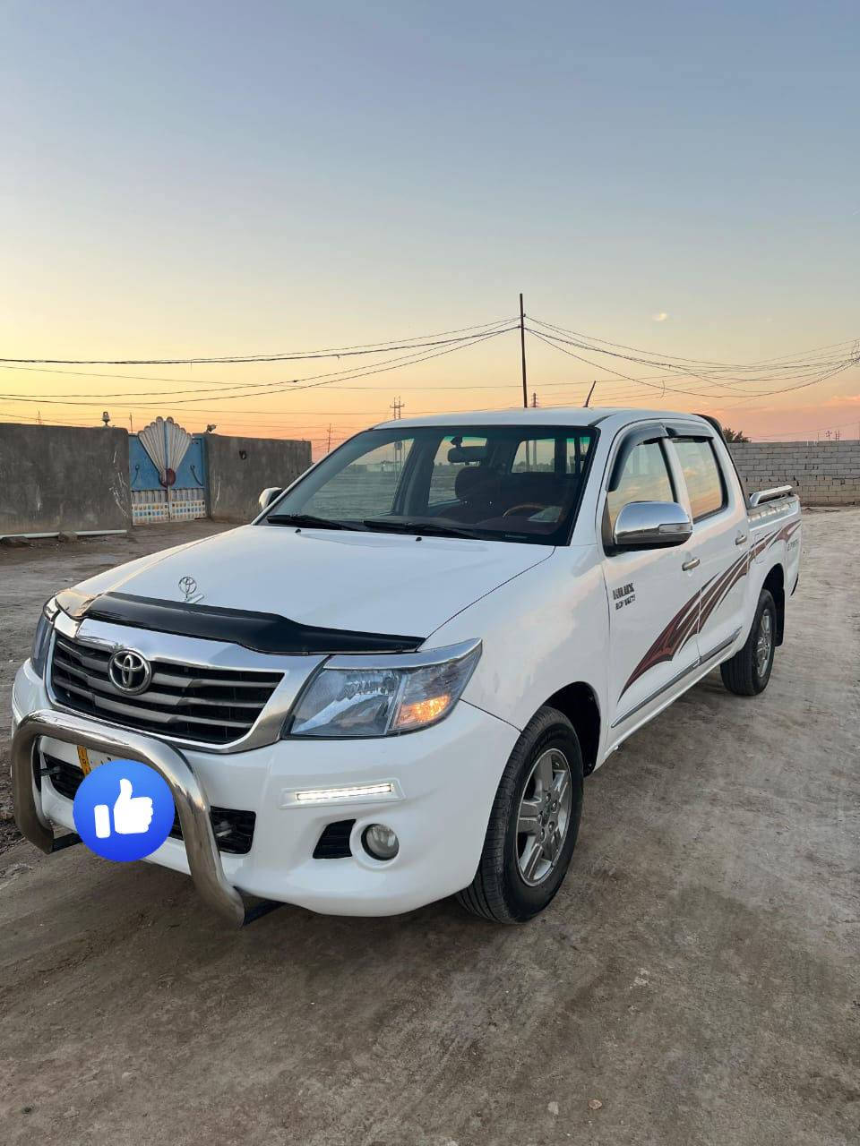 سلام عليكم اخـوان بـيك اب هايلوكس 2014كويتي اوتوماتيك
فول مواصفات سياره مكفولة وجاهزه من كل شـي رقم بصره سنويه جديده  سعرر 195شراي يتصل ***********
