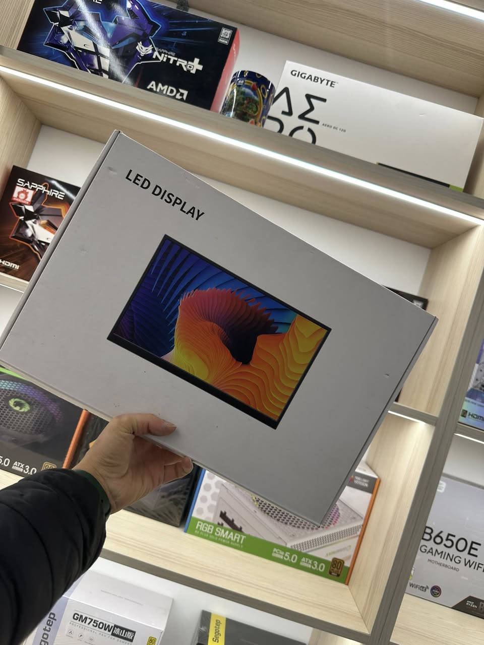 SHEX PC
قطع حاسوب 💻 | لابتوب 💻 | طابعات 🖨️
🛠️ صيانة وتصليح احترافية
🎮 تجميعات ألعاب حسب طلبك

 توصيل لجميع المحافظات 🚚 
📍دهوك السوق شارع دورة كورك
📩 للطلب والاستفسار
WhatsApp ‪+964 773 416 8767‬
