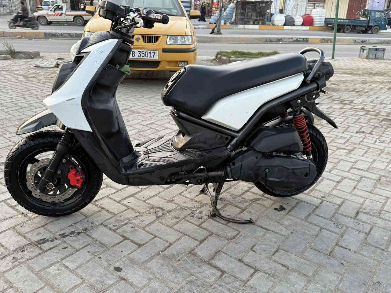 السلام عليكم شباب دراجه للبيع سكنس جبلي دراجه رمبه صاله 5تشر من منزله دراجه حلوه خير من الله كهربائيات كله شغاله سعر دراجه 1250وبيه مجال شراي ينتصل ‭0772 265 2898‬
