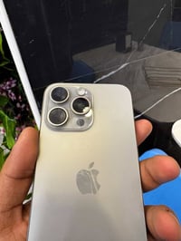 آيفون ١٥ برو ماكس • ٢٥٦ • بطاريه ٨٨