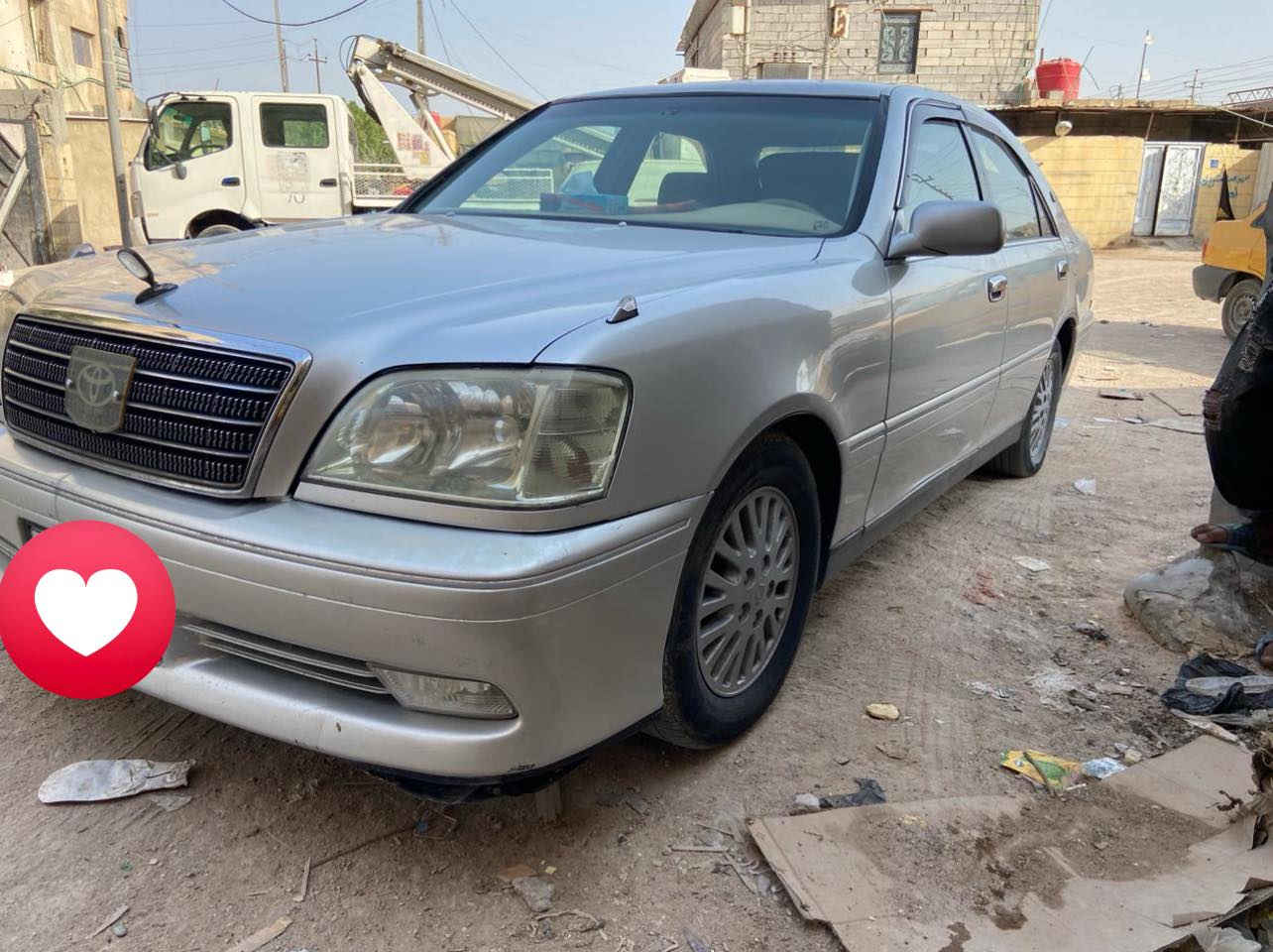 سلام عليكم من رخصه الادمن جنون مديل 2000 سياره مصبوغه عام اثار جراد كفاله من نقل جثه ول كصه ول اوصليات سياره بسمي
بيه ضربه خفيفه بل بجم عنوانه بصره سعر 105 بيه مجال ***********
