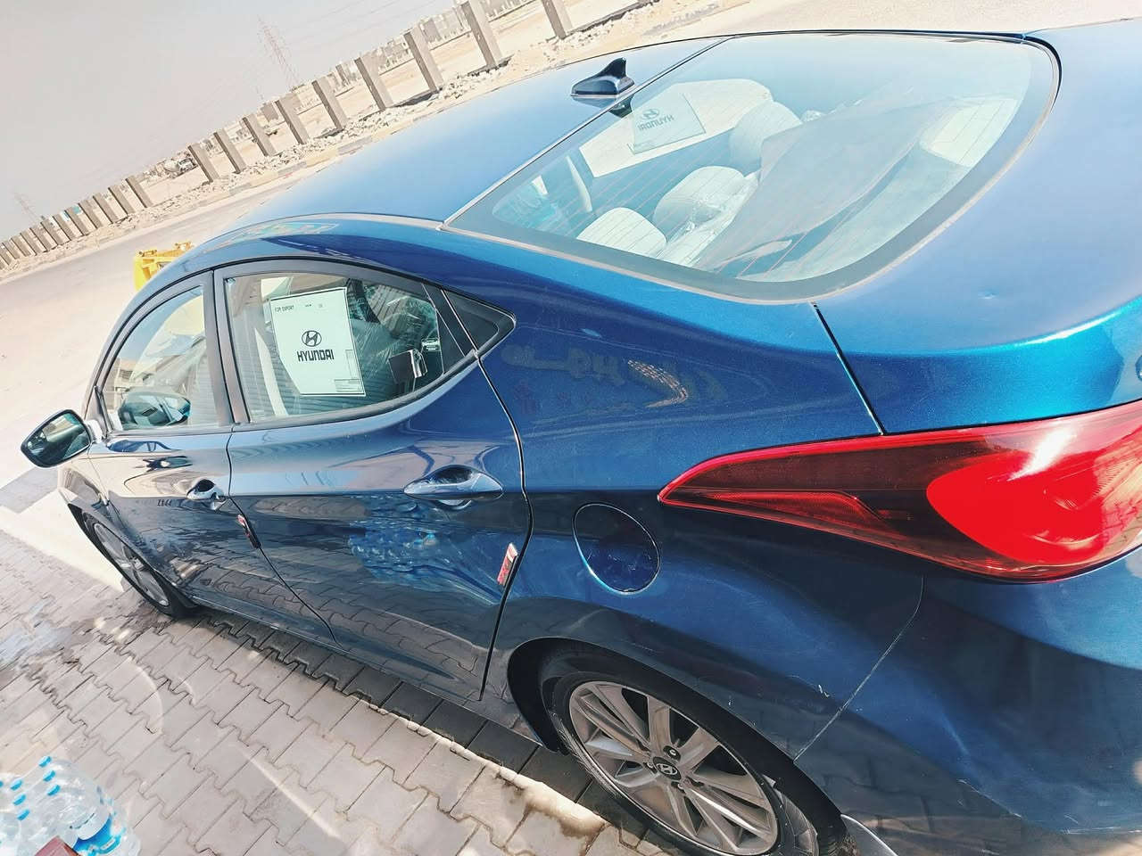 للمراوس يكون افضل 
 النترا 2016 امريكي مكفوله مكفوله من الحادث 2000 دوش طك كارتون جاهزه على اخر حبايه حادث امريكا فقط بارد بالبنيد كد شبر وهنا بالعراق دور الجاملغات الخلفيه رش اثر شخوط شرط بدون حادث ايرباكات كلها سليمه 
رقم انكليزي تحويل ثاني يوم ادامه كامله 
السياره مراوس فقط ب ازيرا 14 او 15 او حسب القناعه عدى اربيل ما اراوس مكاني كربلاء ***********
علما السياره وصلت سعر مال بيع 120
